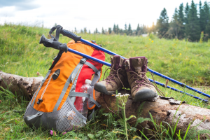 How to Choose Clothes & Other Items for trekking ?