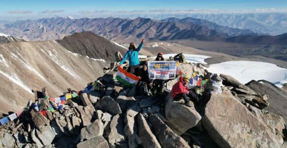 Dzo Jongo Peak : Complete Route, Itinerary & Best Time